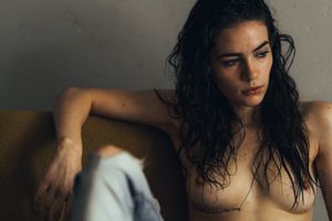 Frankie Ingrassia Nude