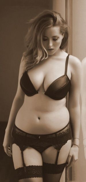 sexy chubby girl