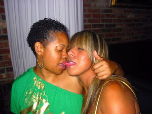 interracial kissing sex